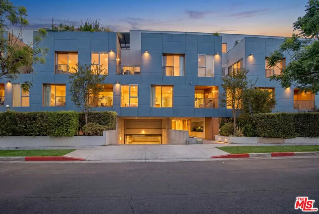 855 N Croft Avenue 206, West Hollywood, CA — listing photo 1