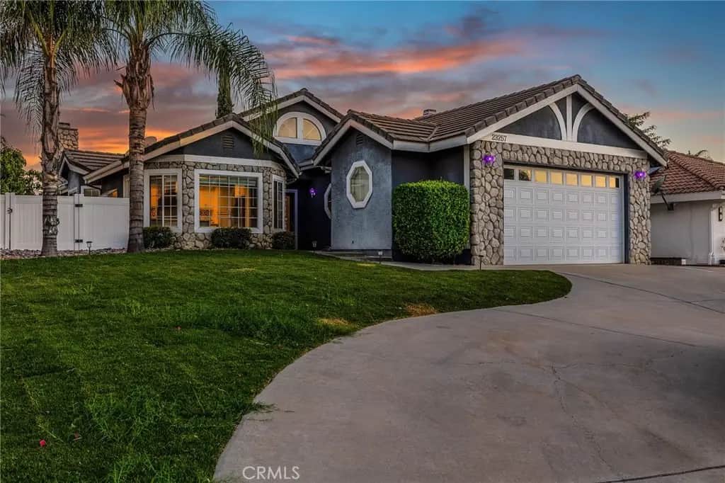 23257 Canyon Lake Drive N, Canyon Lake, CA — listing photo 1