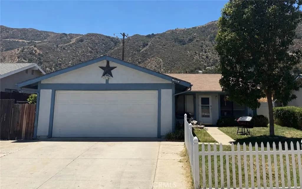 15228 Laguna, Lake Elsinore, CA — listing photo 1