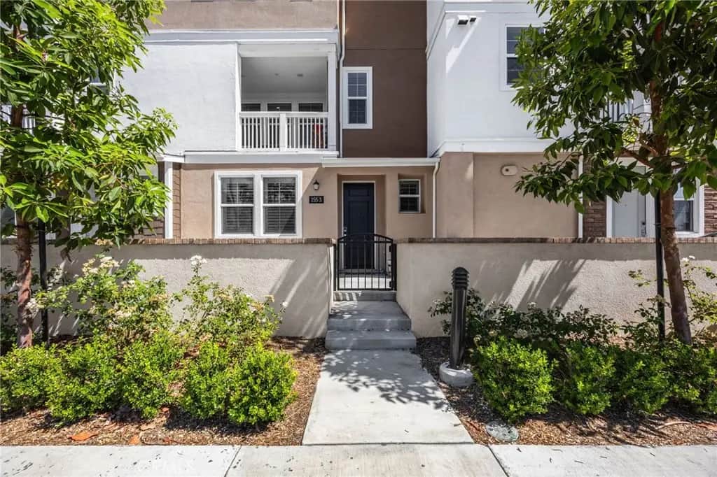 155 W La Palma Ave #3, Anaheim, CA — listing photo 1