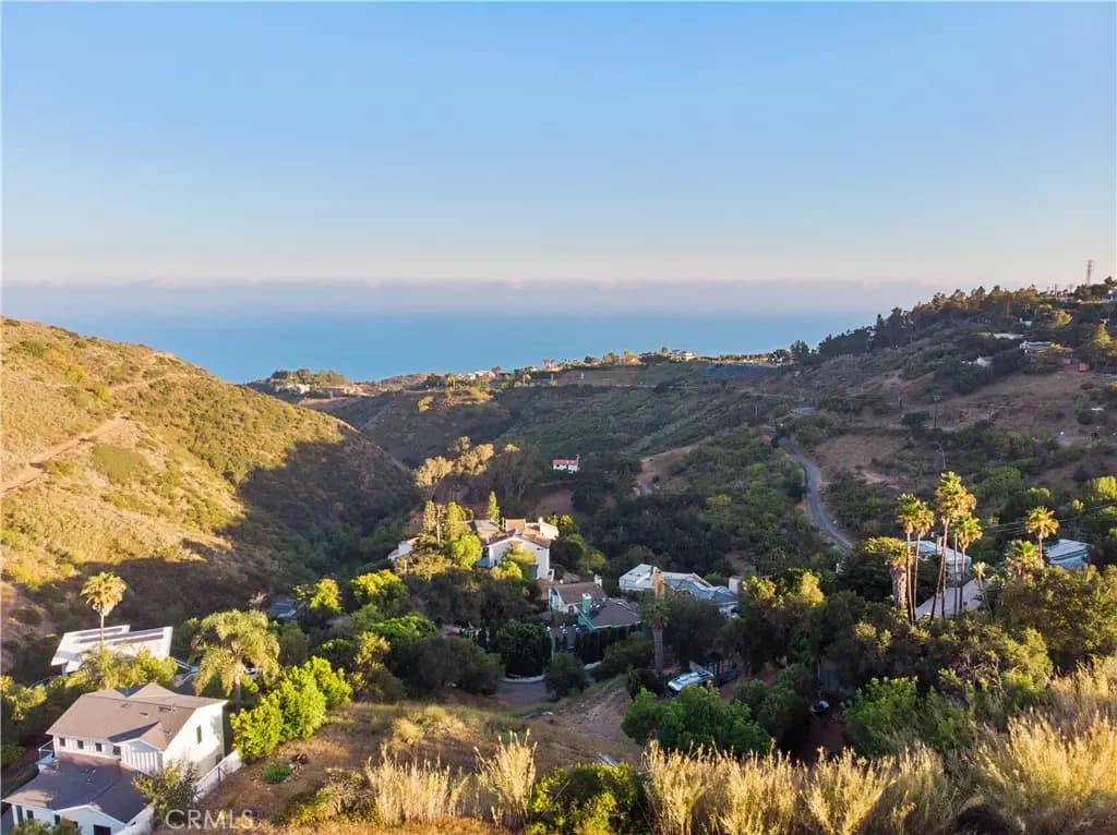 26585 OCEAN VIEW Drive, Malibu, CA — listing photo 1