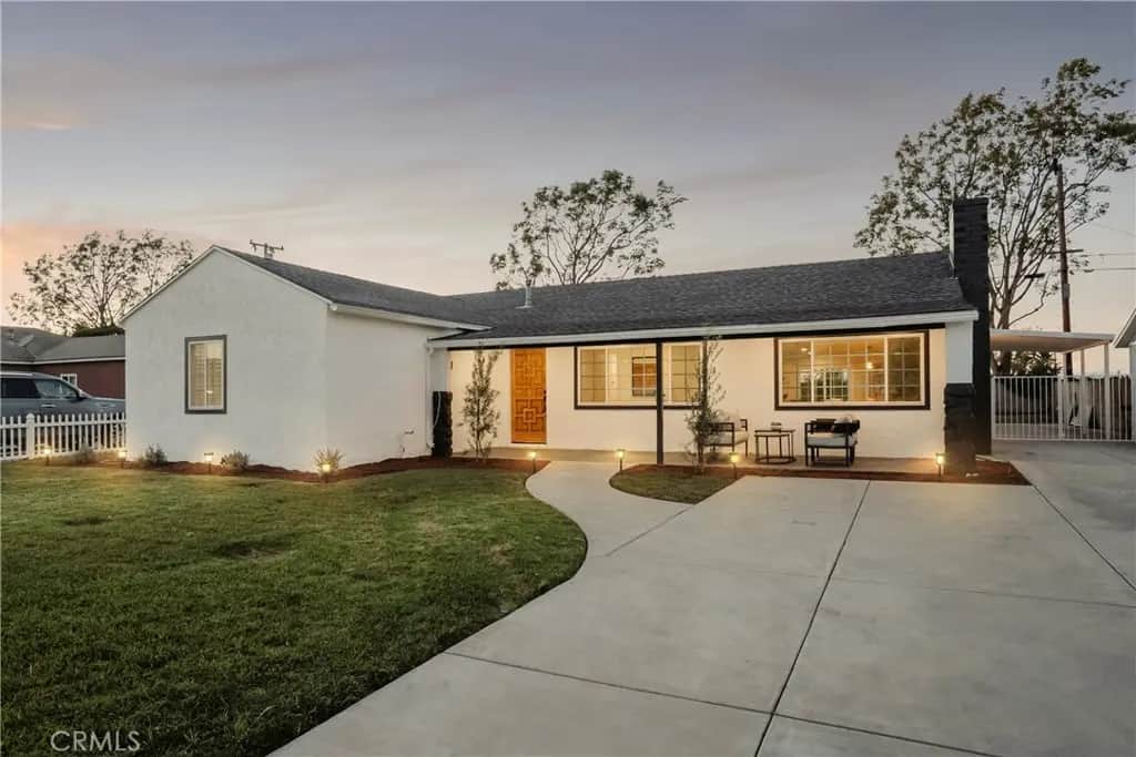 810 Congress, Costa Mesa, CA — listing photo 1