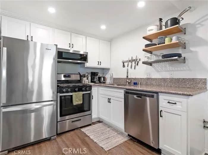 14405 Cerise 29, Hawthorne, CA — listing photo 1