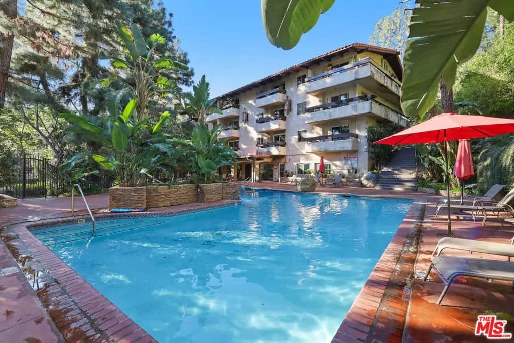 2700 Cahuenga Boulevard 2217, Los Angeles, CA — listing photo 1