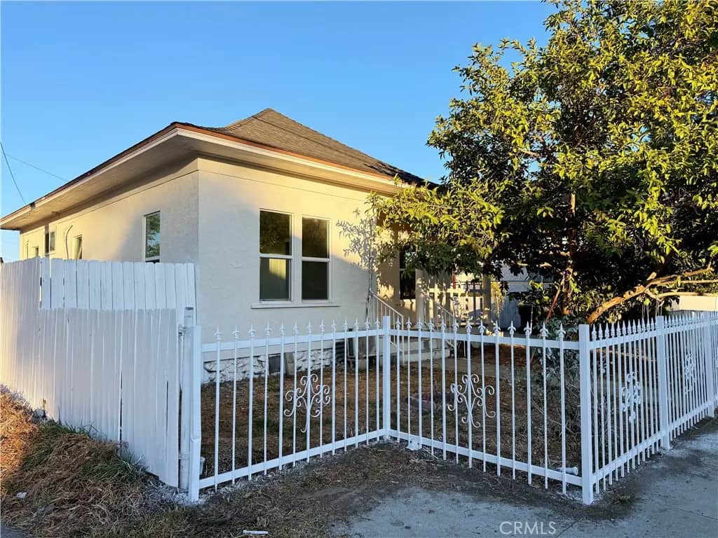 760 Elm, Pomona, CA — listing photo 1