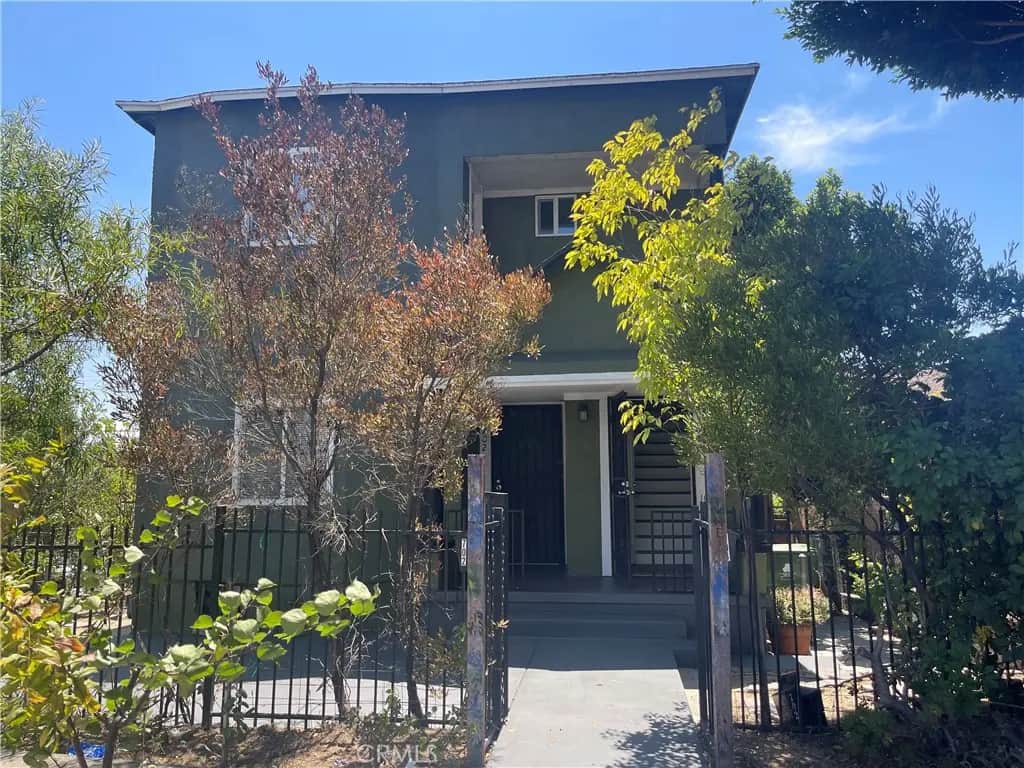 702 S Soto, Los Angeles, CA — listing photo 1