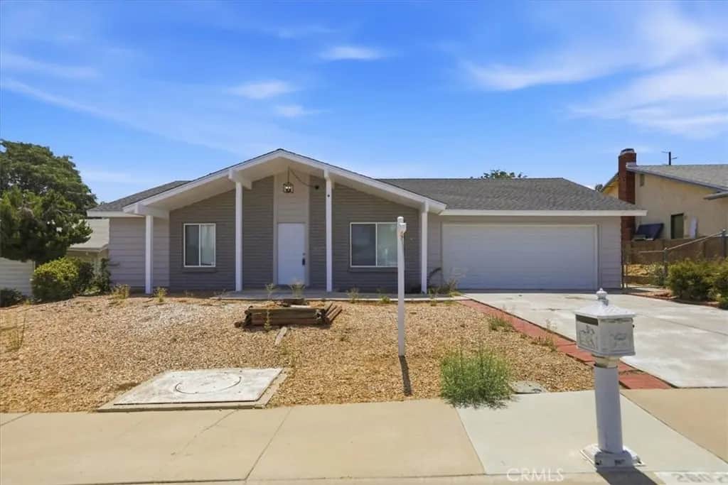 26025 Chambers, Menifee, CA — listing photo 1