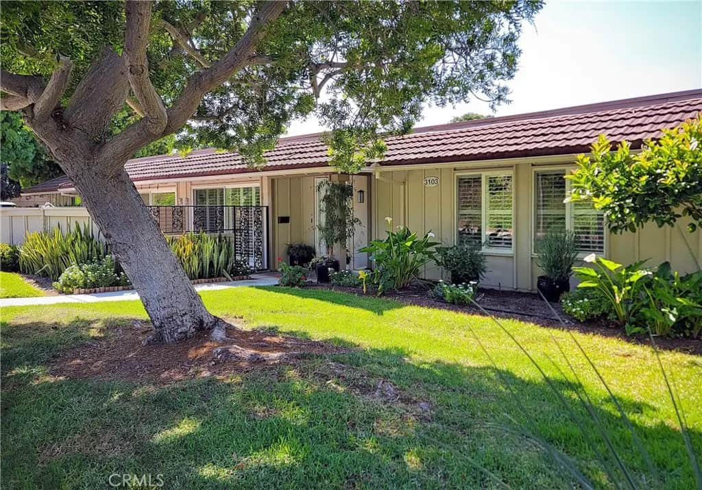 3103 Via Serena N A, Laguna Woods, CA — listing photo 1