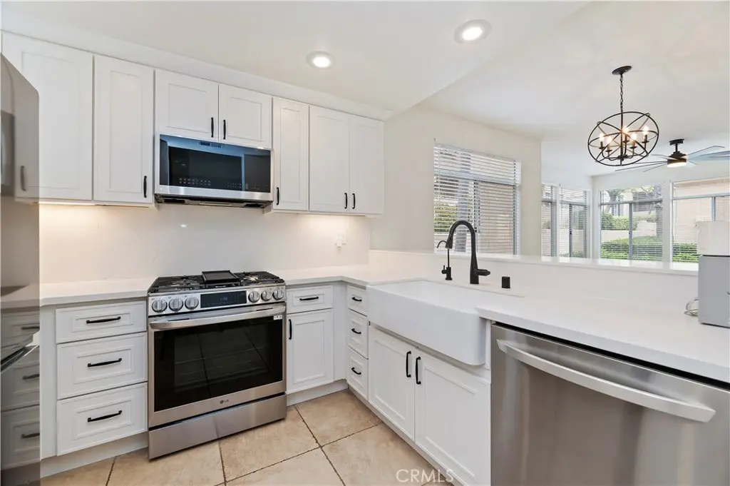 1151 Veramar Court 101, Corona, CA — listing photo 1