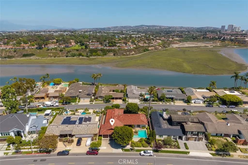 1842 Santiago, Newport Beach, CA — listing photo 1