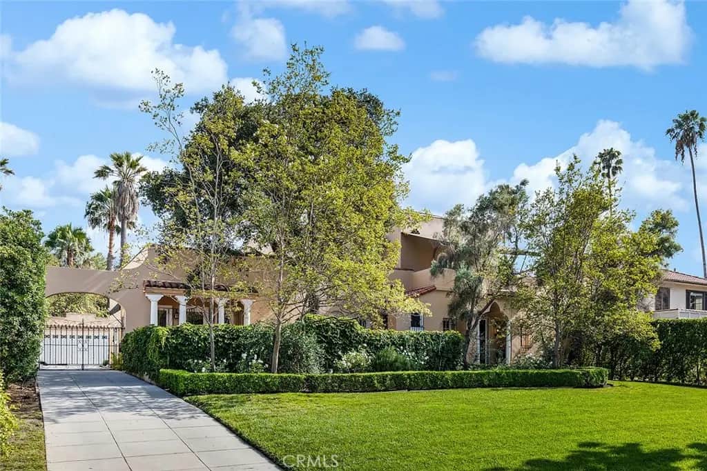 570 E Glenarm Street, Pasadena, CA — listing photo 1