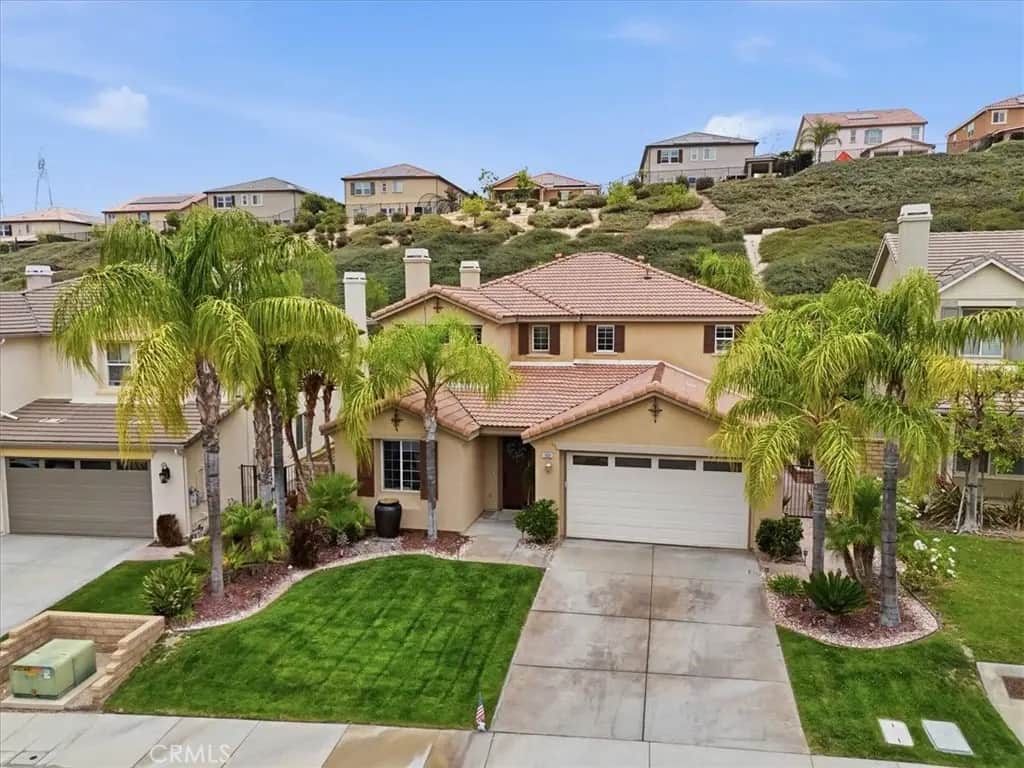 19681 Mathilde, Saugus, CA — listing photo 1