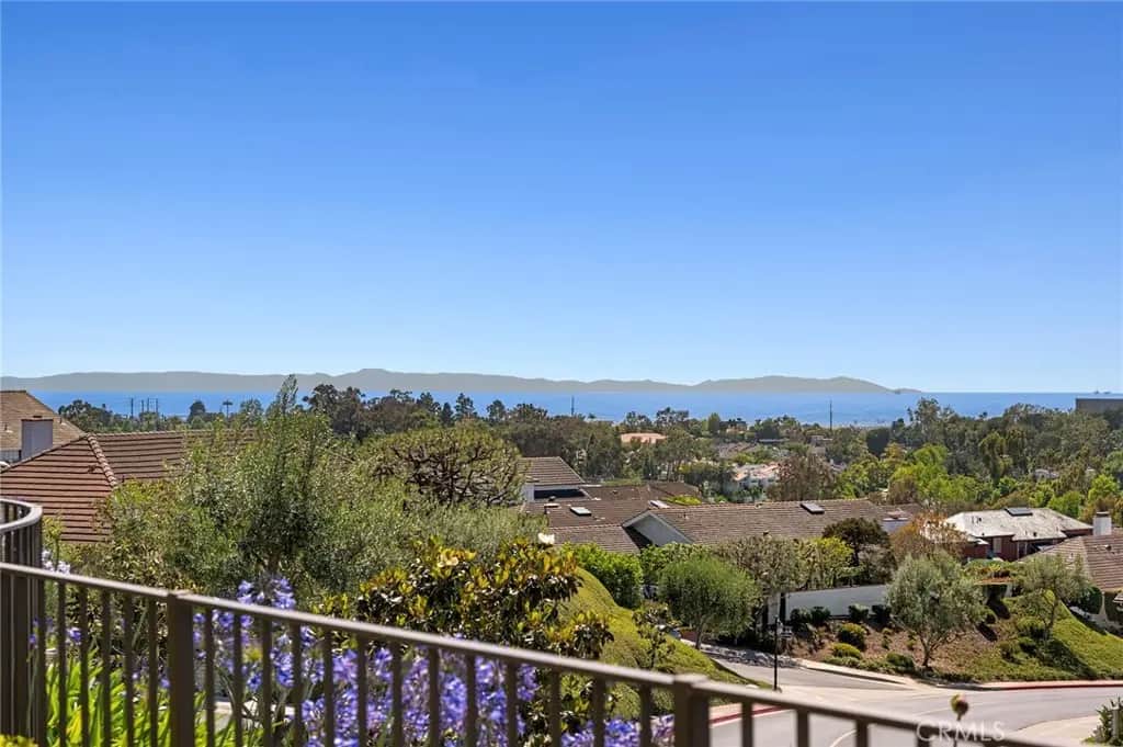1921 Yacht Colinia, Newport Beach, CA — listing photo 1