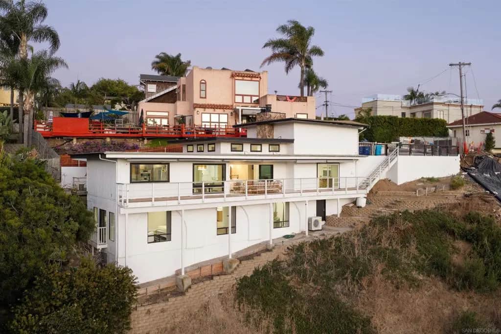 1694 Torrance St, San Diego, CA — listing photo 1