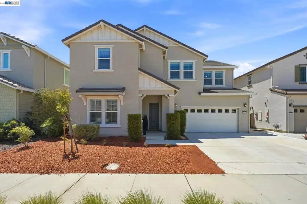 1550 Plumas Dr, Lathrop, CA — listing photo 1