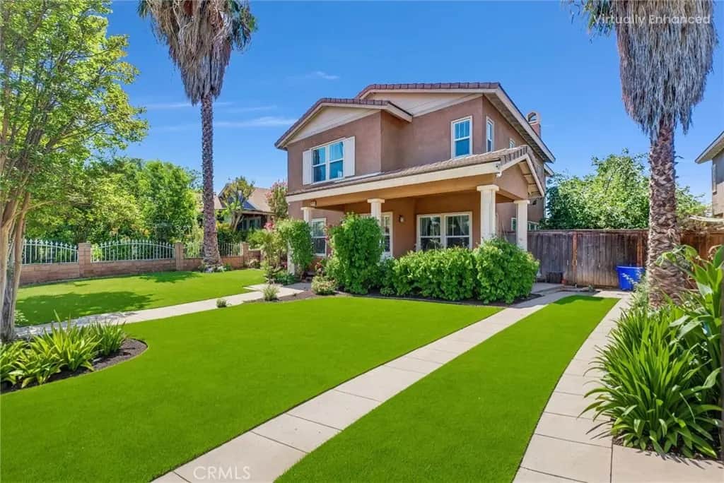 2925 Lemon Street, Riverside, CA — listing photo 1