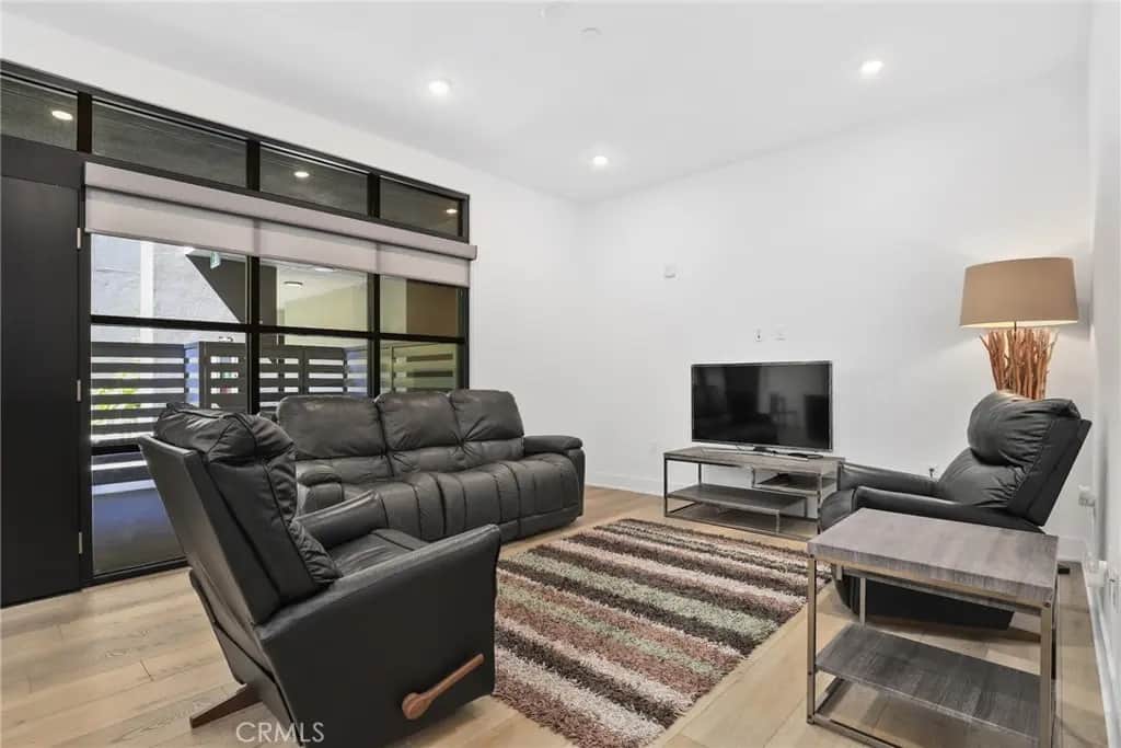 178 S Euclid Avenue 106, Pasadena, CA — listing photo 1