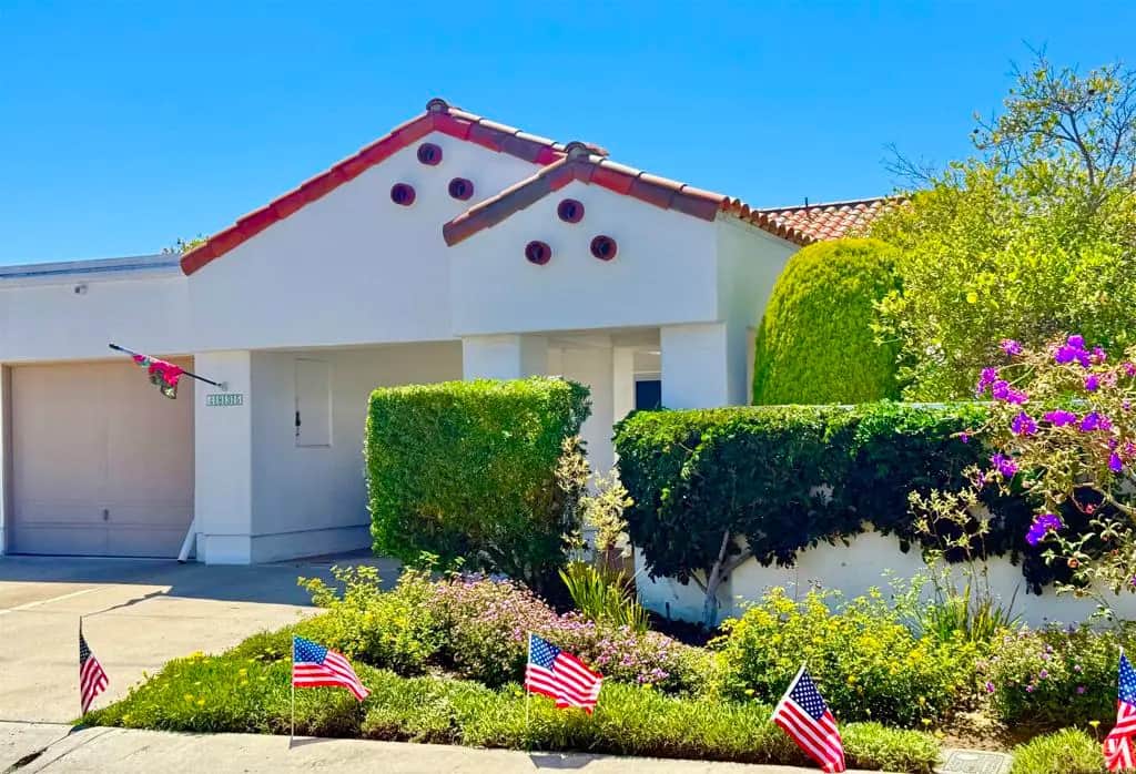 4835 Galicia Way, Oceanside, CA — listing photo 1