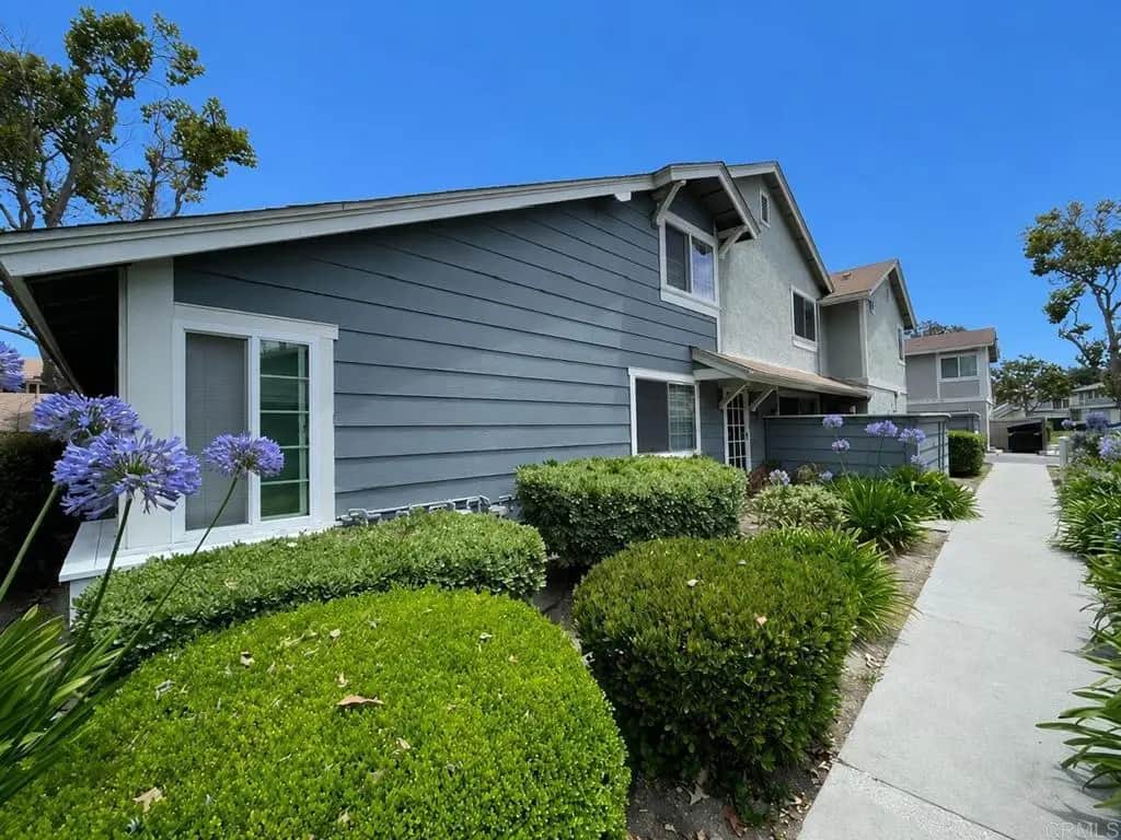 4235 Half Moon Bay Way, Oceanside, CA — listing photo 1