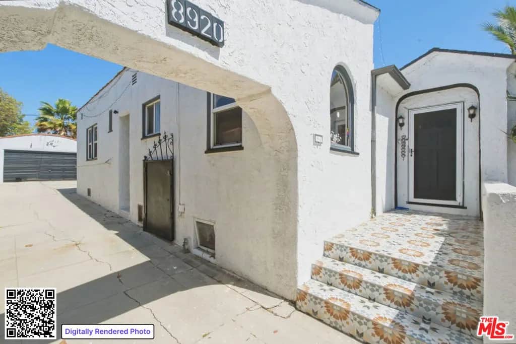 8920 Dalton Avenue, Los Angeles, CA — listing photo 1