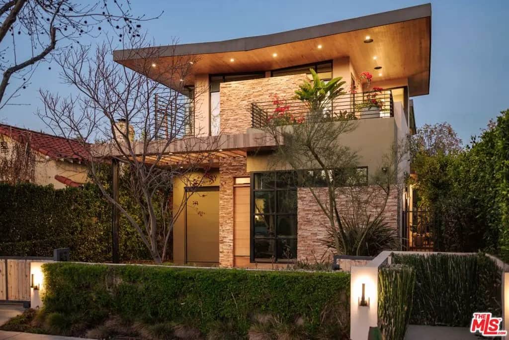 366 Huntley Drive, West Hollywood, CA — listing photo 1
