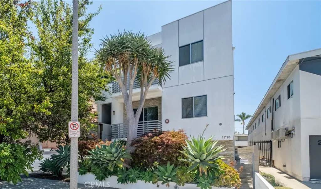 1715 Armacost Avenue 2, Los Angeles, CA — listing photo 1
