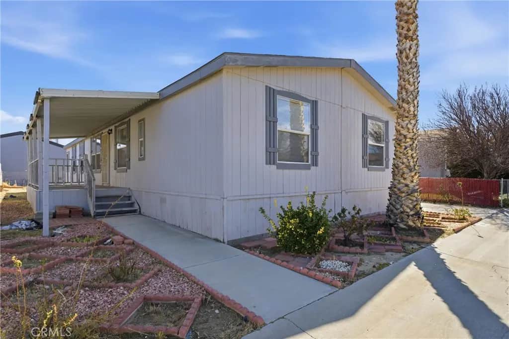45465 25th E, Lancaster, CA — listing photo 1