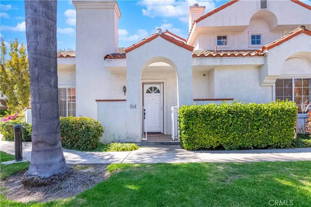 268 Camino Cortina, Camarillo, CA — listing photo 1