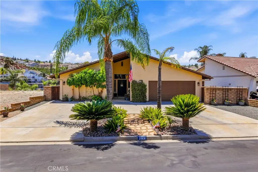 21931 Strawberry, Canyon Lake, CA — listing photo 1