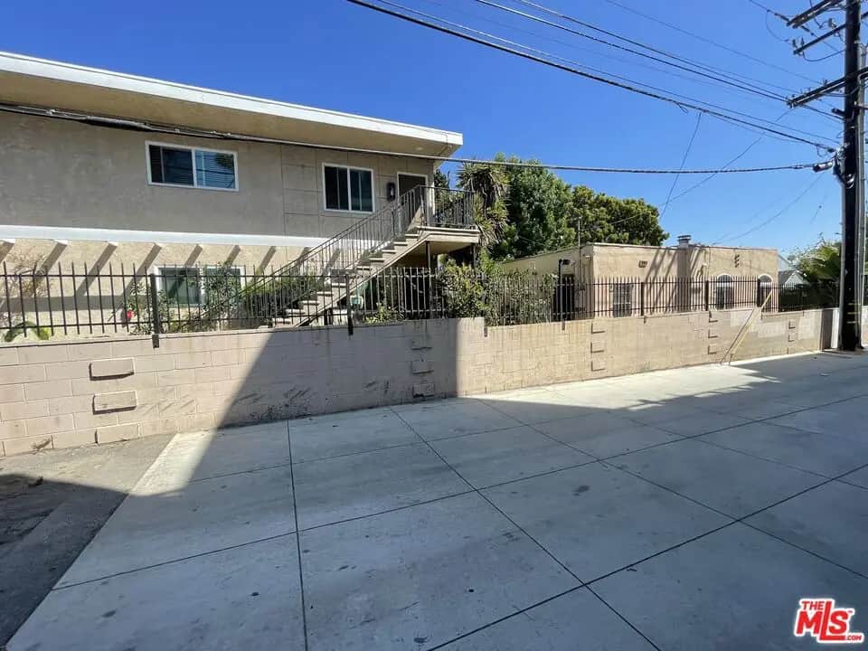 1419 Stanford Street, Santa Monica, CA — listing photo 1