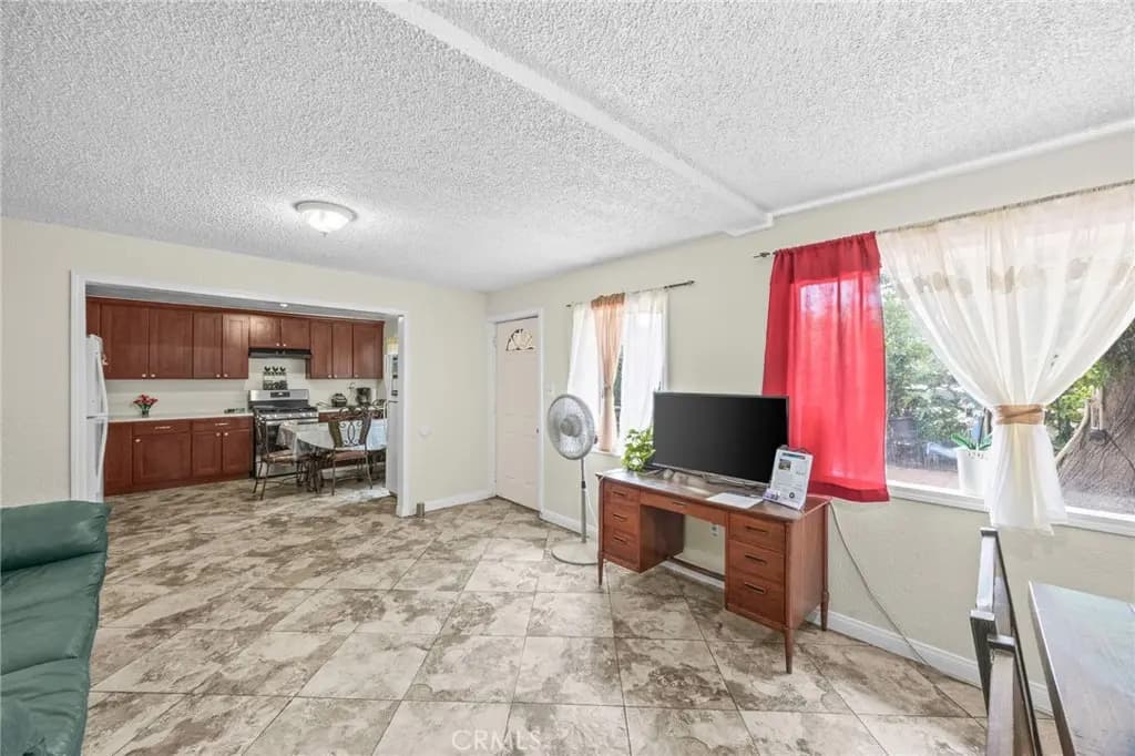 2554 N State, San Bernardino, CA — listing photo 1