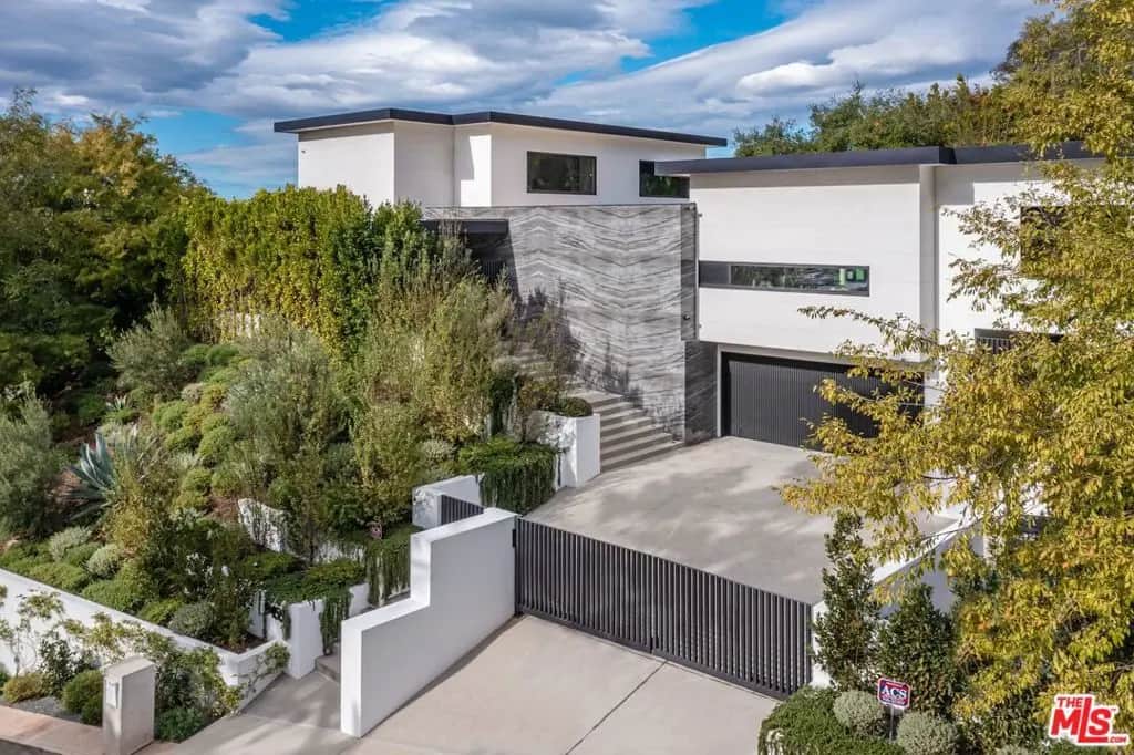 9455 Eden Drive, Beverly Hills, CA — listing photo 1