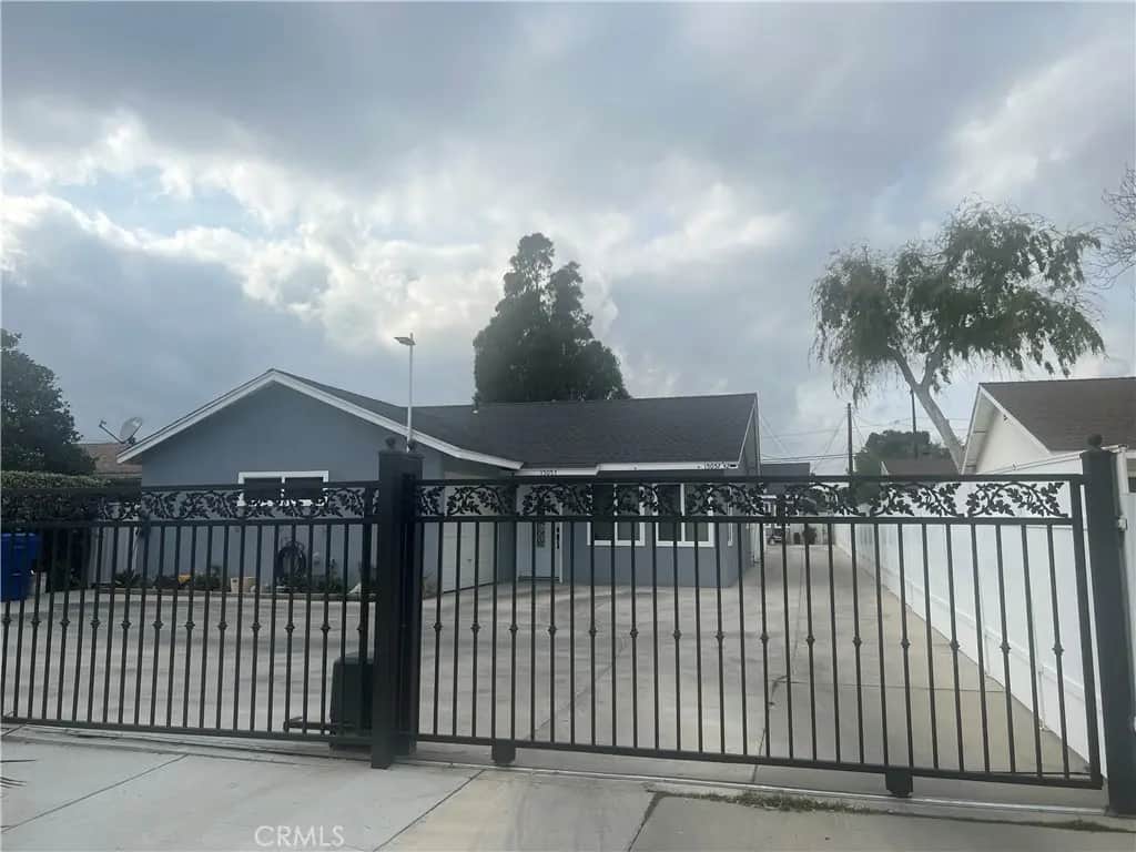 15057 Paddock, Los Angeles, CA — listing photo 1
