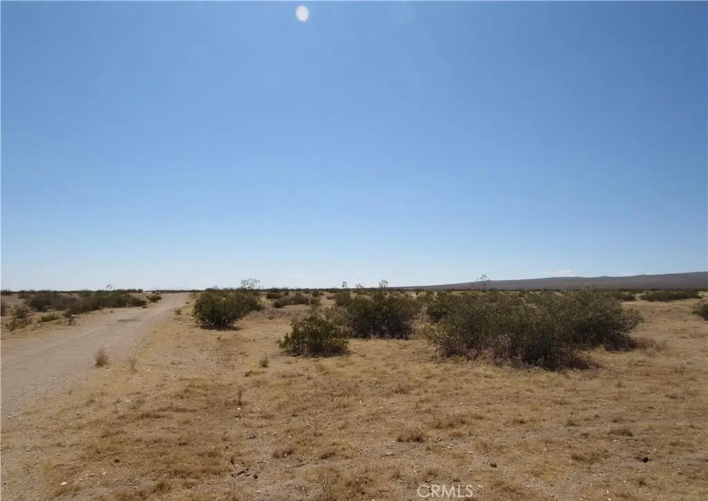 0 293-440-16-00-1, California City, CA — listing photo 1