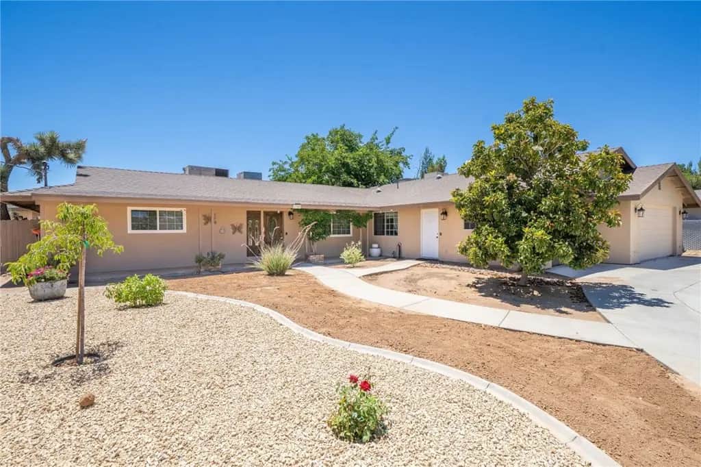 17345 Vista St, Hesperia, CA — listing photo 1