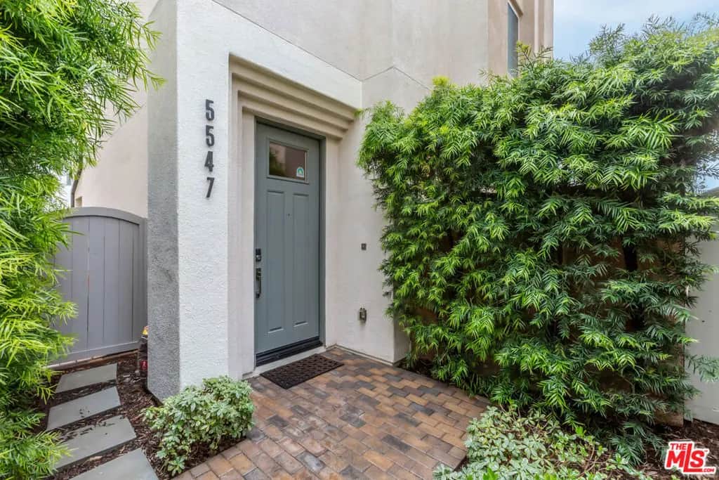 5547 Palm Drive, Hawthorne, CA — listing photo 1