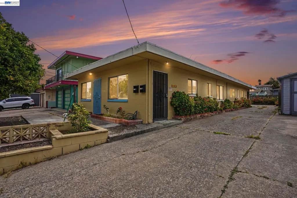 1110 Buena Vista, Alameda, CA — listing photo 1