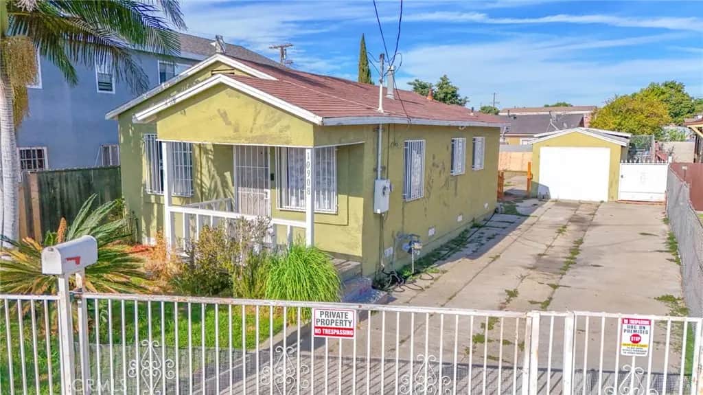 10908 Willowbrook, Los Angeles, CA — listing photo 1
