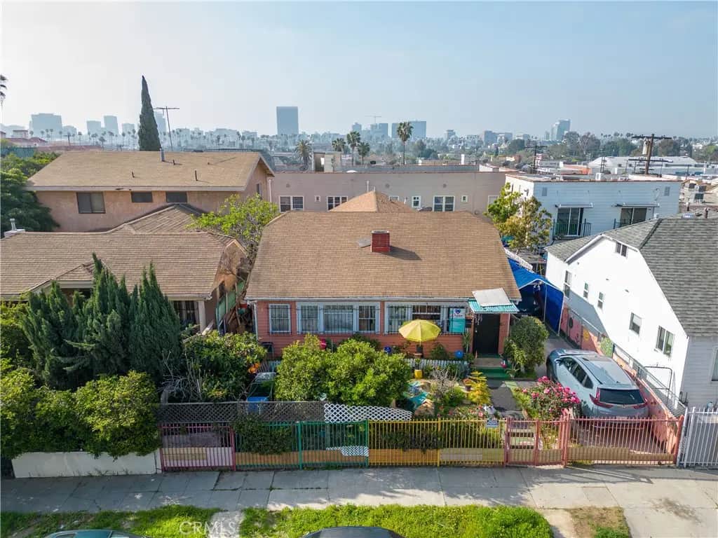 4452 Rosewood Avenue, Los Angeles, CA — listing photo 1