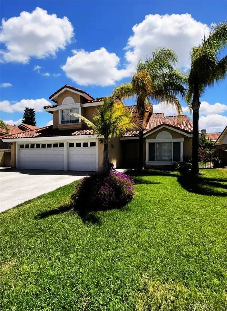 2391 Mangular Ave, Corona, CA — listing photo 1