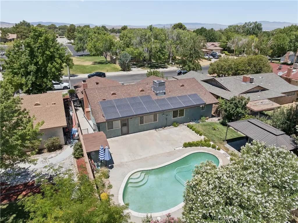 44830 Lorimer, Lancaster, CA — listing photo 1