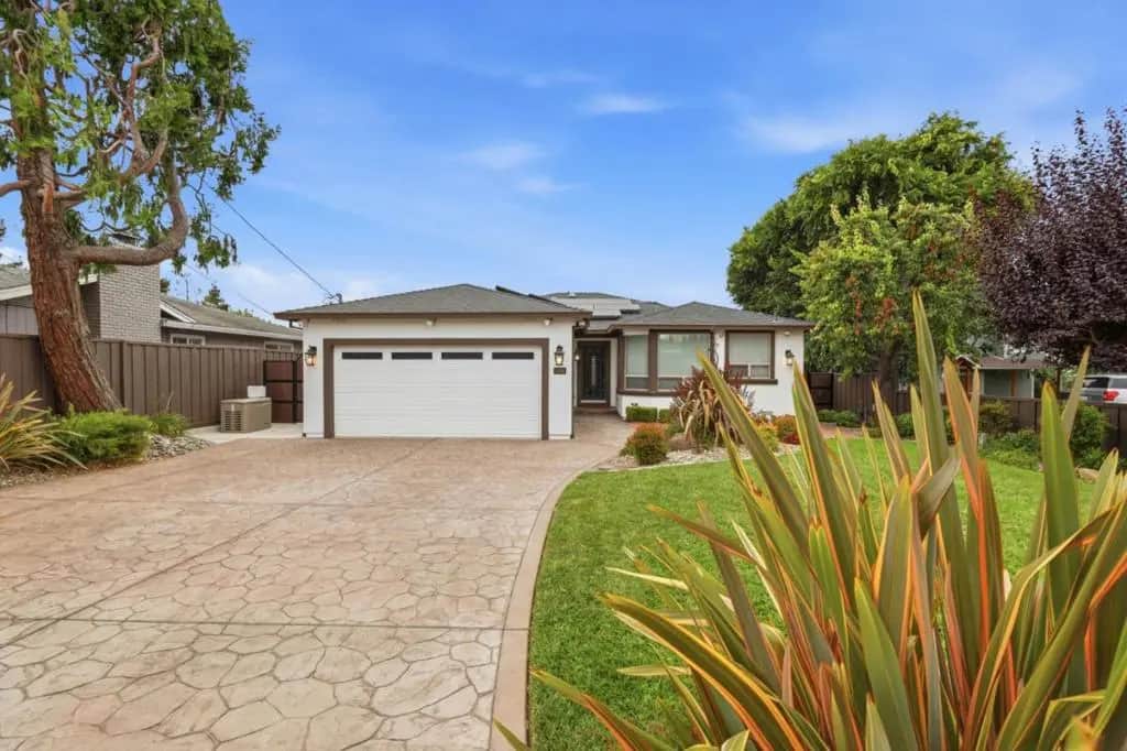 1008 El Toro Drive, Hollister, CA — listing photo 1