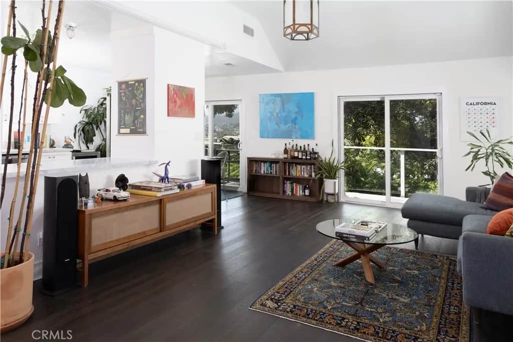6275 Pine Crest Drive, Los Angeles, CA — listing photo 1