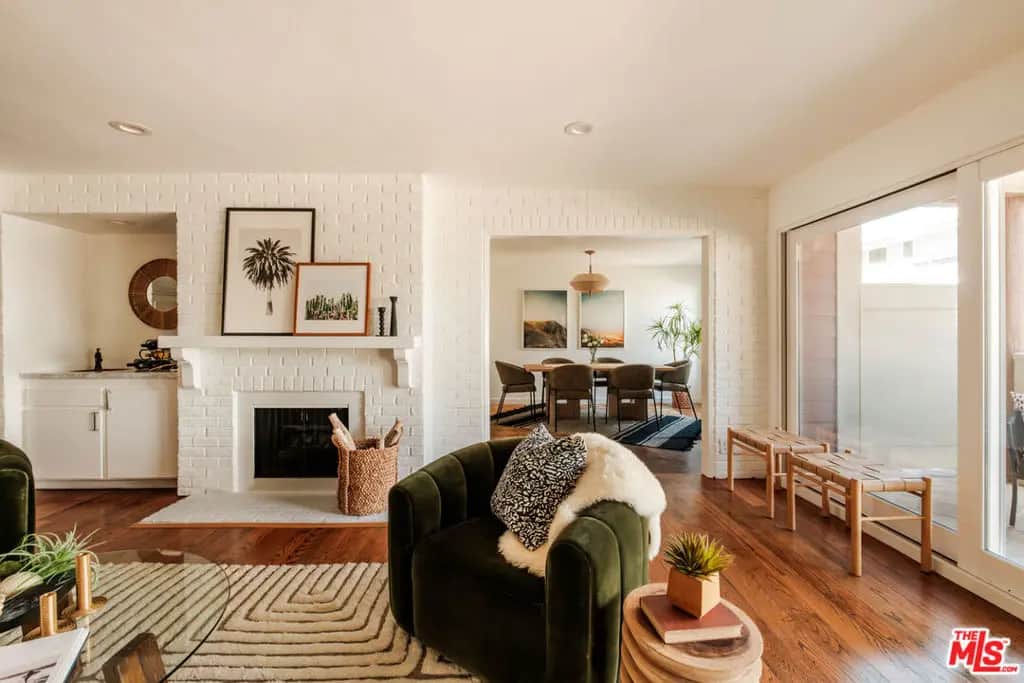 4350 Via Dolce 107, Los Angeles, CA — listing photo 1