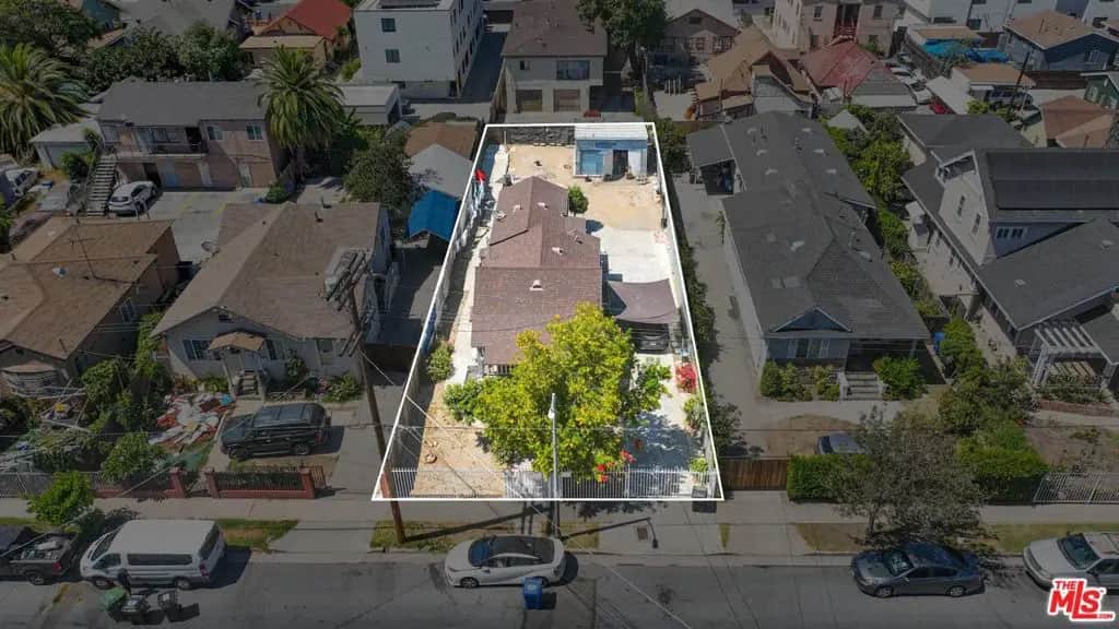 1525 W 37th Street, Los Angeles, CA — listing photo 1