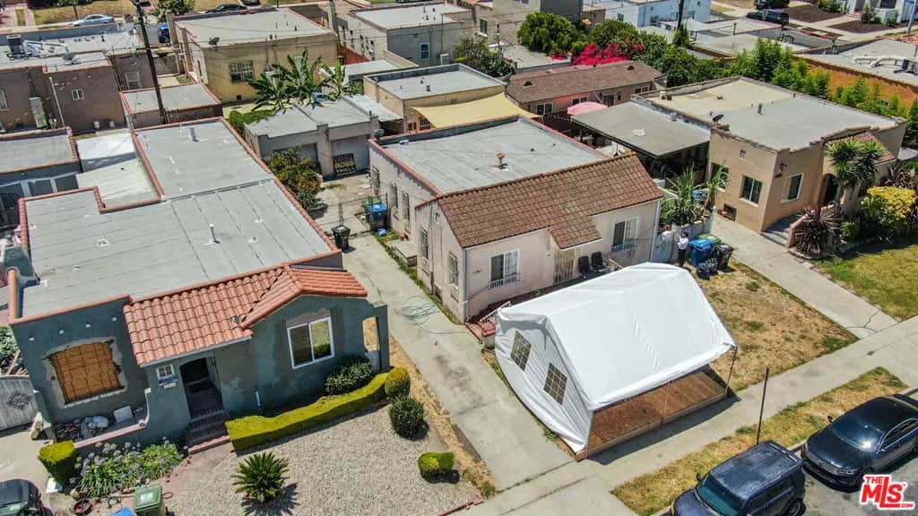 2056 W 67th Street, Los Angeles, CA — listing photo 1
