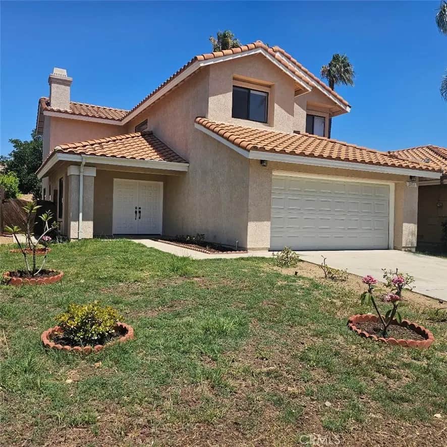 2951 Wimbledon, Corona, CA — listing photo 1