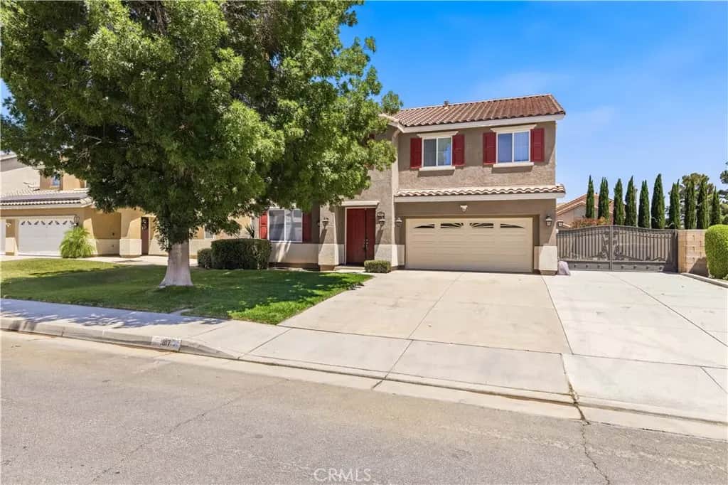 1817 Sunshine, Palmdale, CA — listing photo 1
