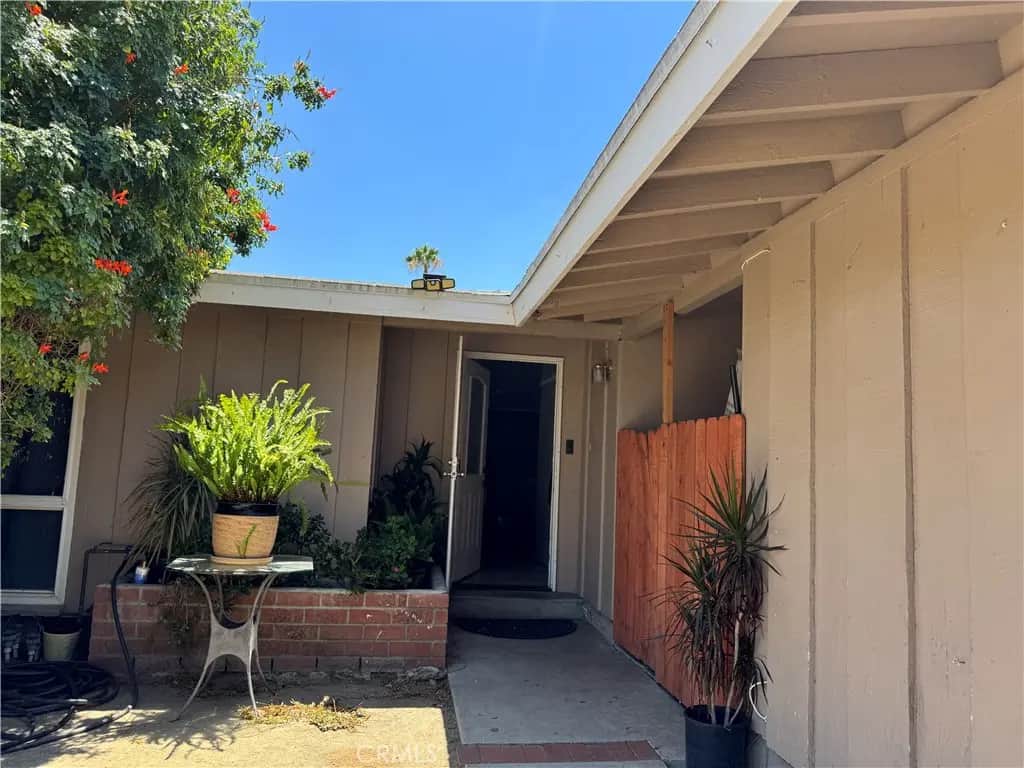 5610 Ensenada Way, Riverside, CA — listing photo 1