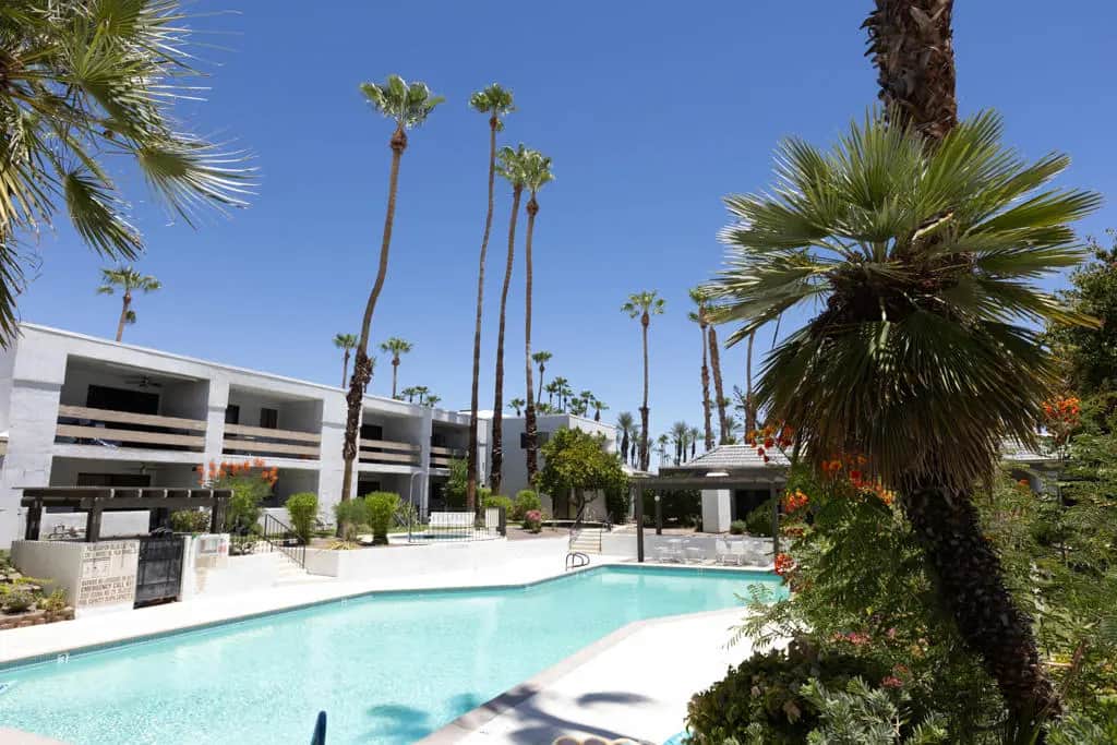 5301 E Waverly Drive 222, Palm Springs, CA — listing photo 1